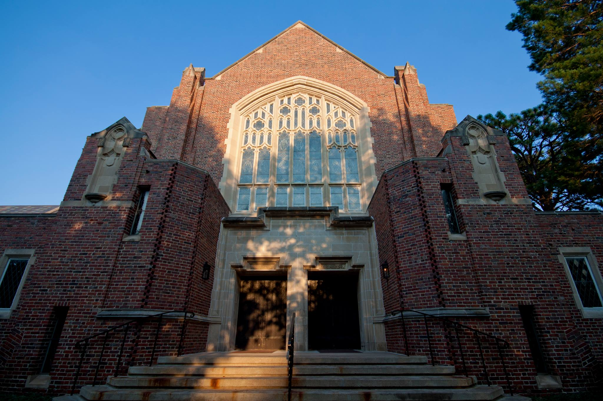 <p>3 Facts about Building: Westminster Church</p>