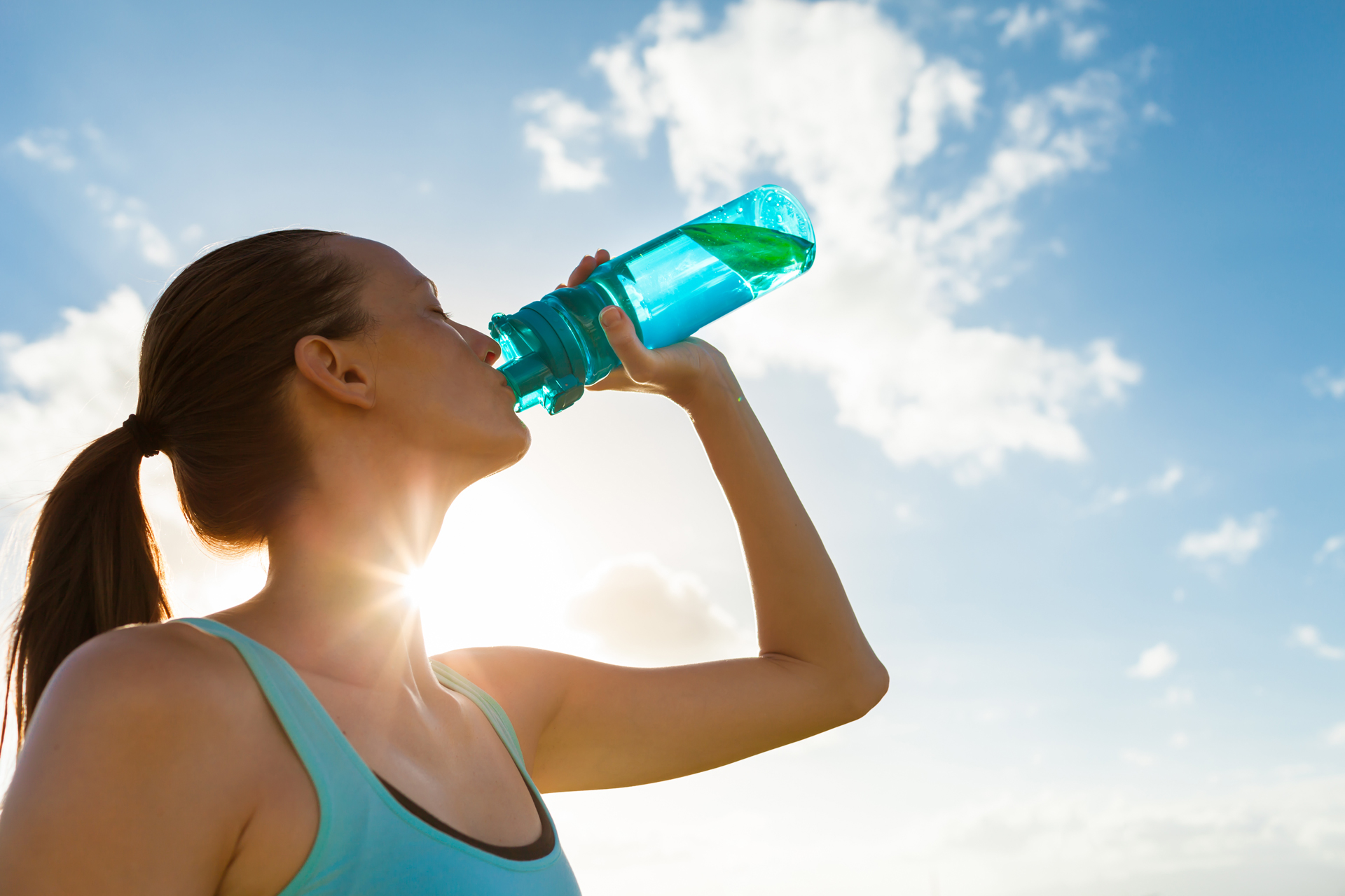 <p><span>Stay hydrated</span><span><br></span><span>/steɪ ˈhaɪdreɪtɪd/</span><span><br></span><span>Developers are reminded to ___ during long working sessions.</span></p>