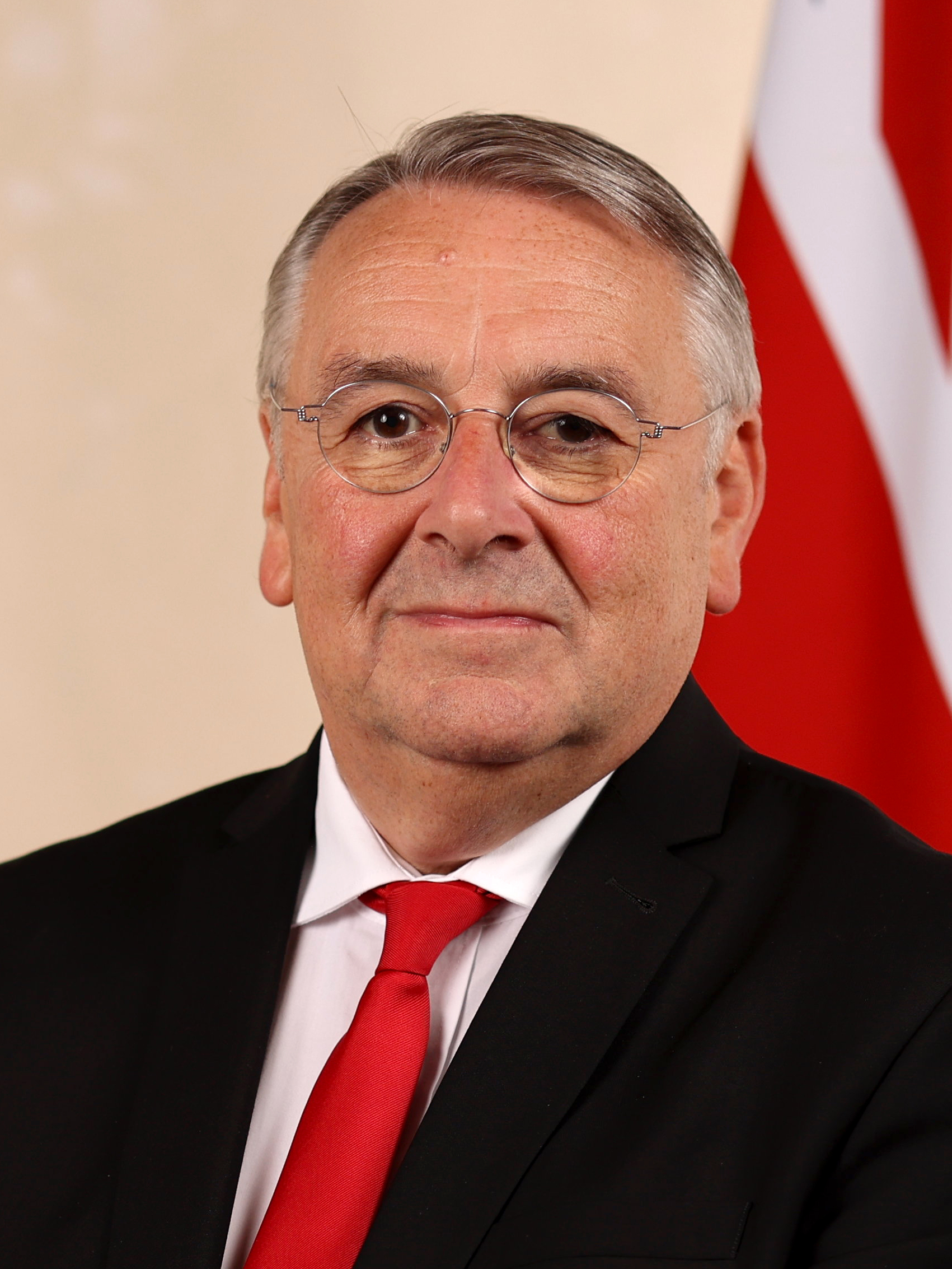 <p>Sir Alan Campbell</p>