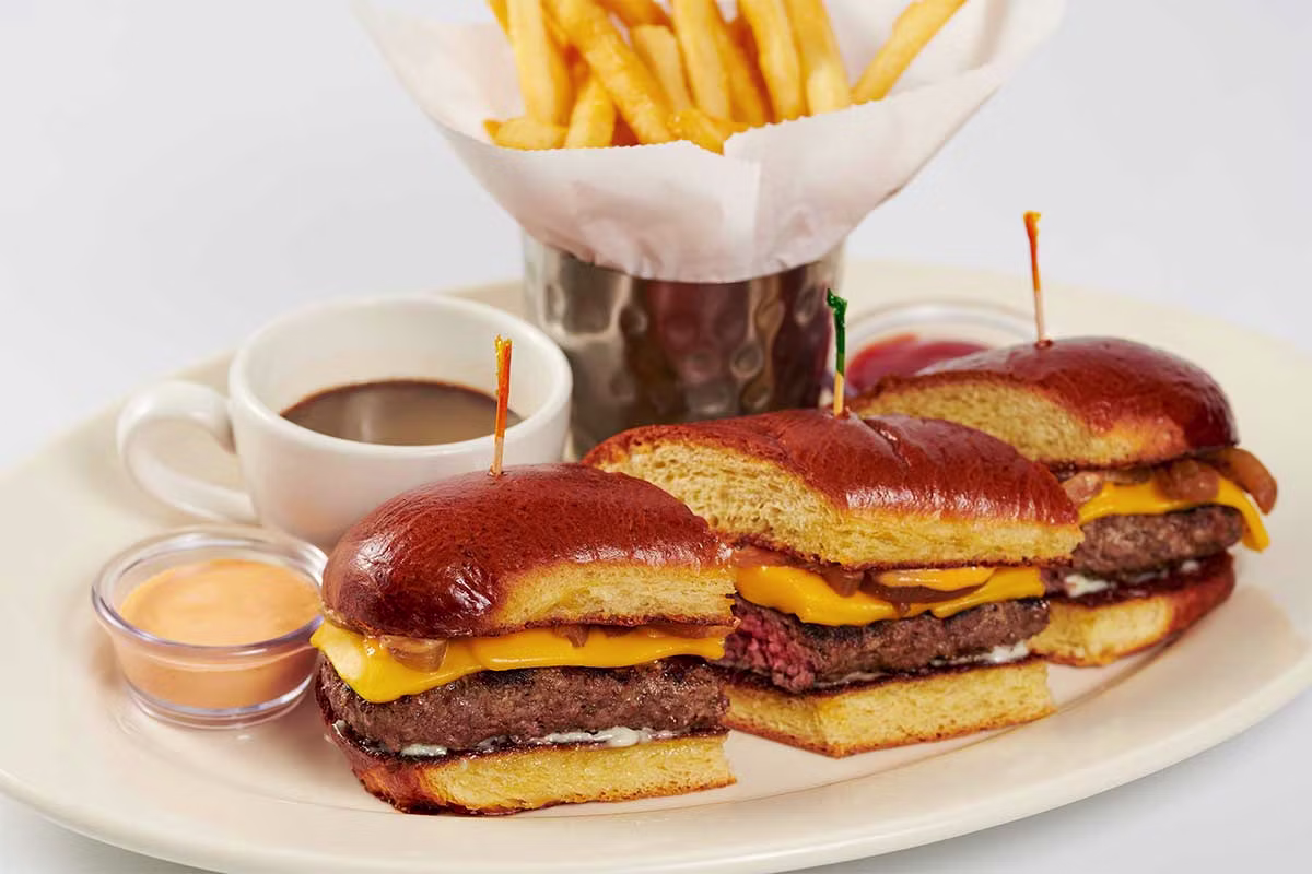 <p>French Dip Cheeseburger</p>