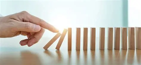 <p>lead to = result in = cause</p>
