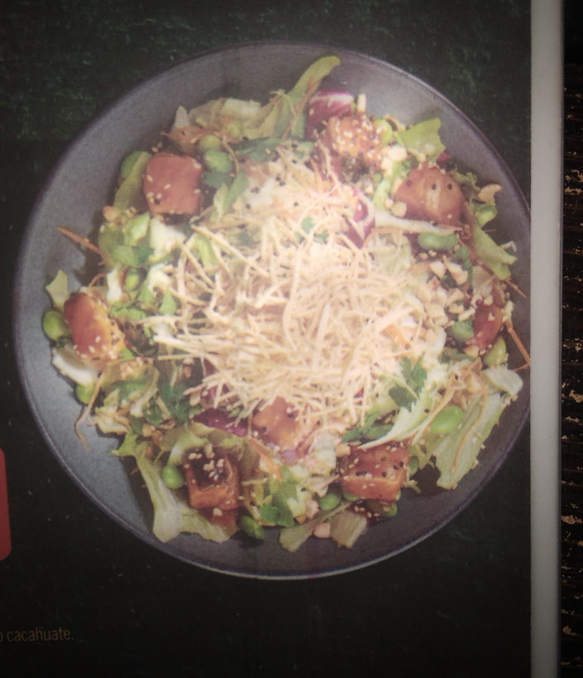 <p>Ensalada Thai con Salmón al Teriyaki.</p>