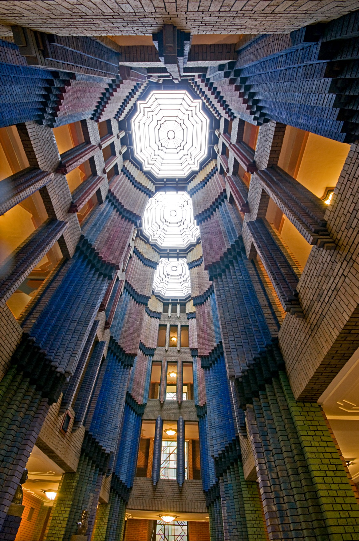 <p>behrens building </p><p>brick expressionism</p>