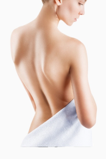 <p>Which way is this person's back leaning?</p>