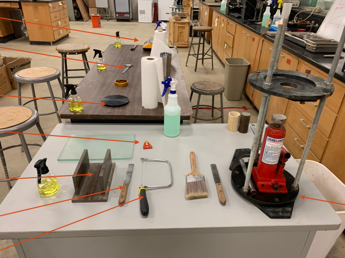 <p>Unconfined Compression Test</p>