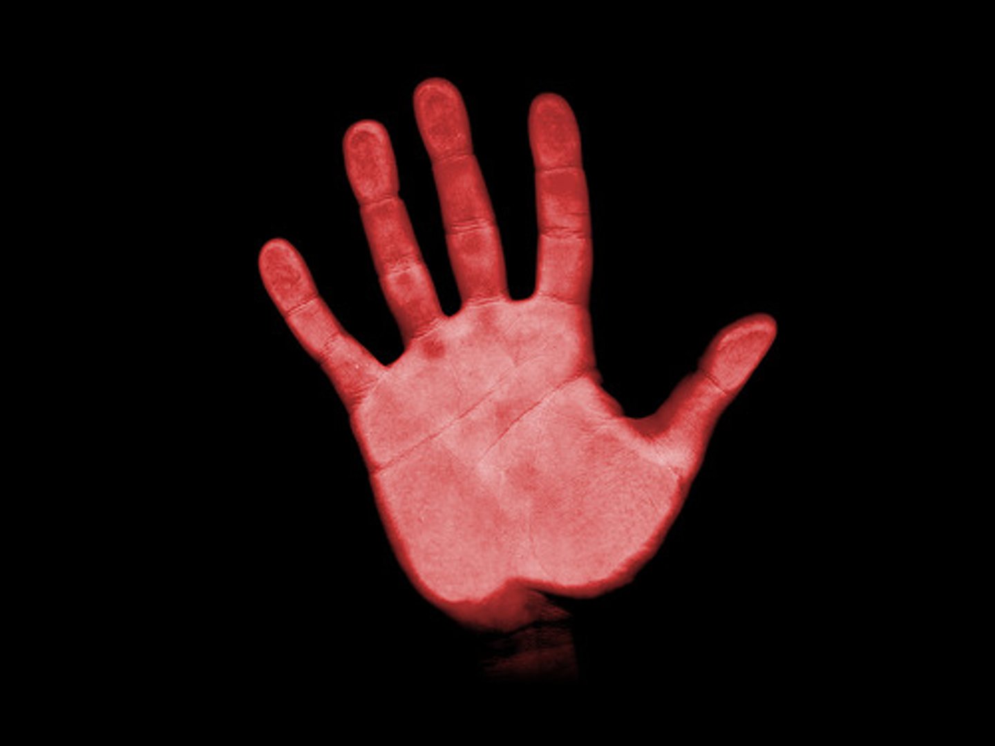 <p>it (la mano) to them/you all</p>