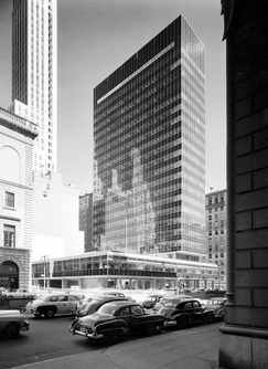 <p>Lever House</p>