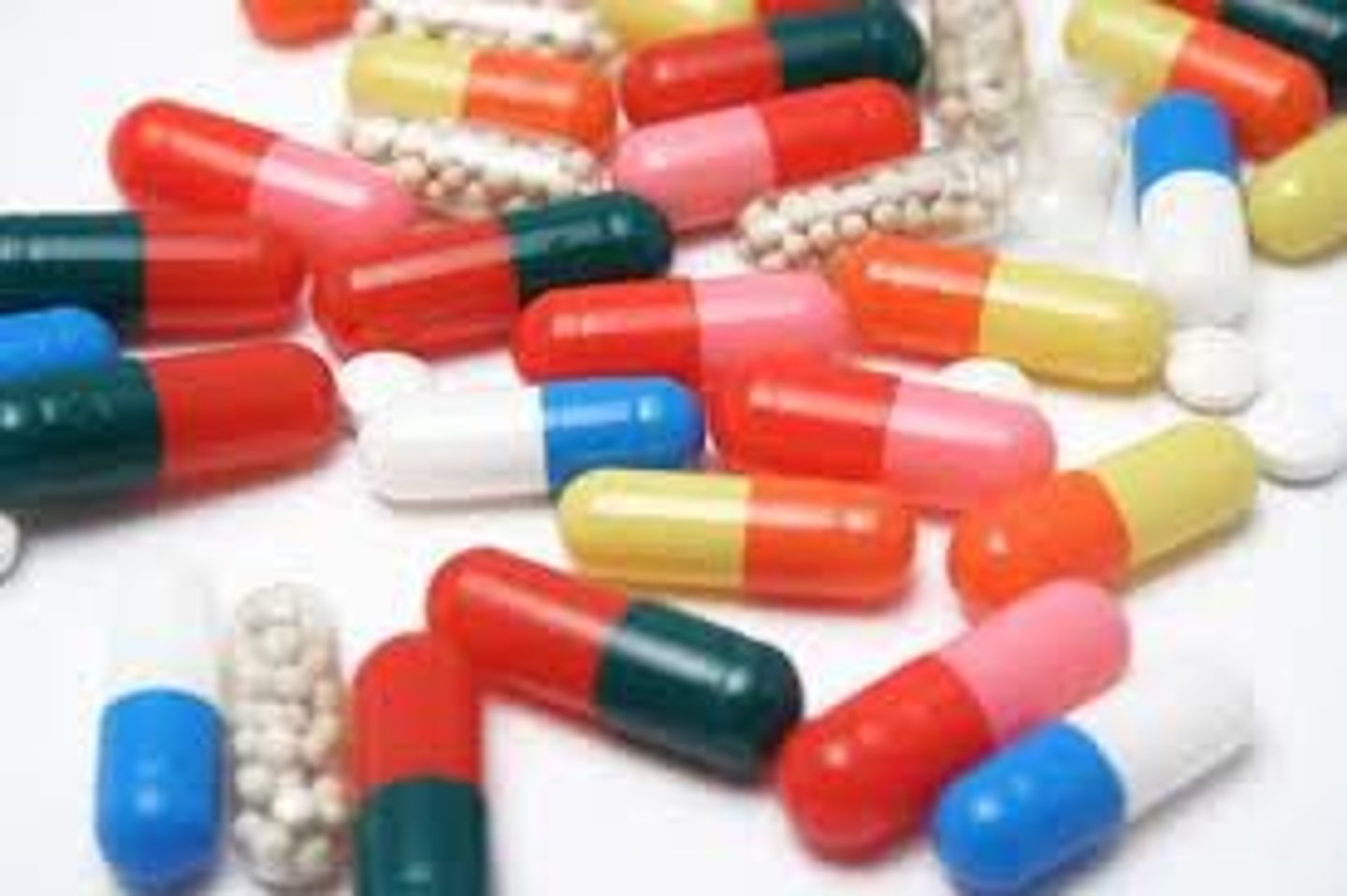 <p>/ˌfɑːməˈsuːtɪkl/ thuộc về dược</p><p>------------connected with making and selling medical drugs pharmaceutical products</p><p>ex :the pharmaceutical industry</p>