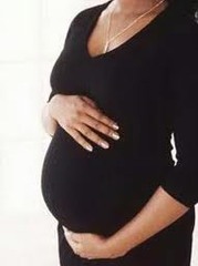 <p>to be pregnant</p>