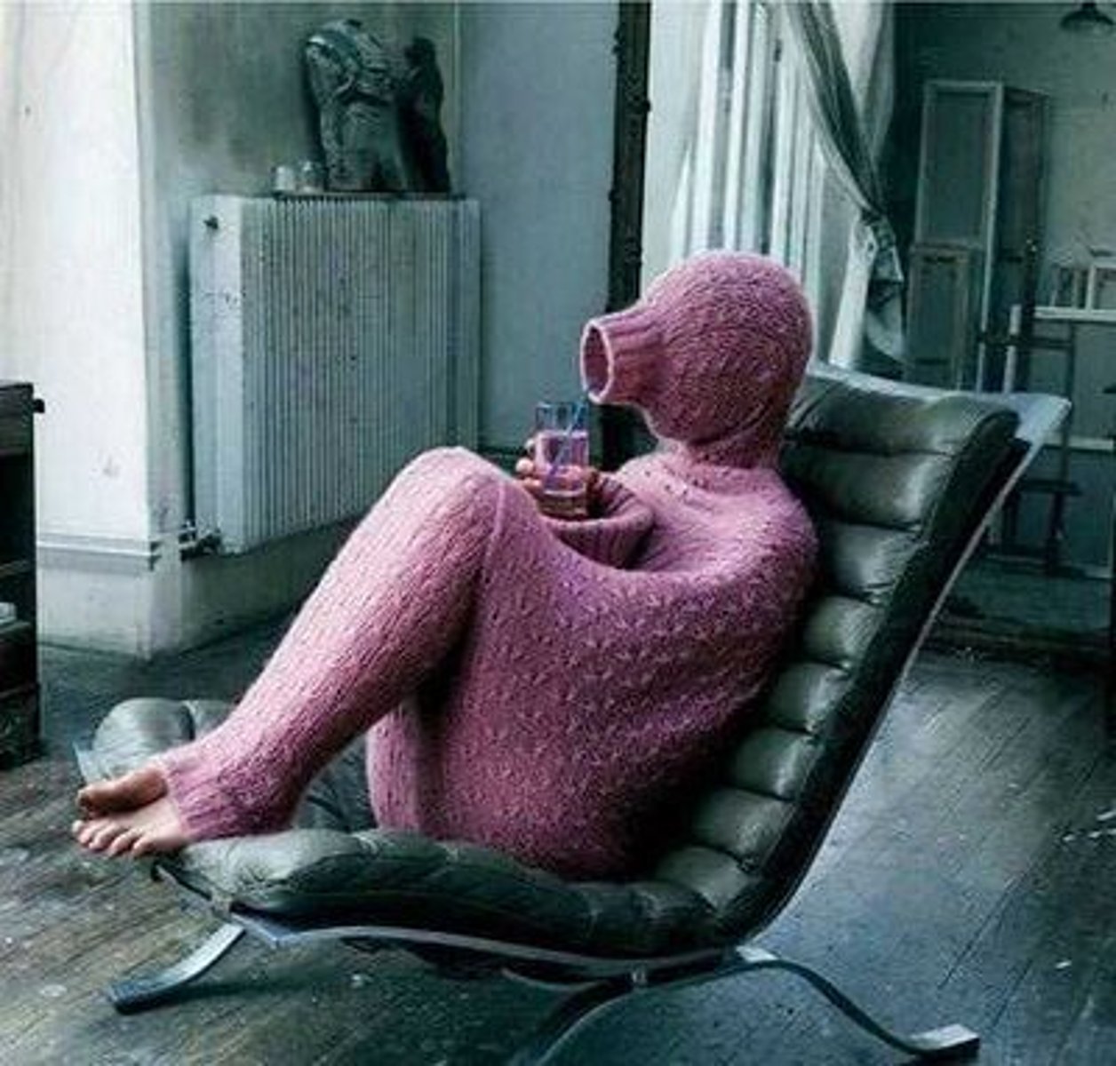 <p>Inward-looking and quiet; preferring to spend time alone or in small, familiar groups.</p><p>Example: He is quite introverted and prefers reading a book at home over going out.</p><p>Synonyms: reserved, quiet, shy.</p>