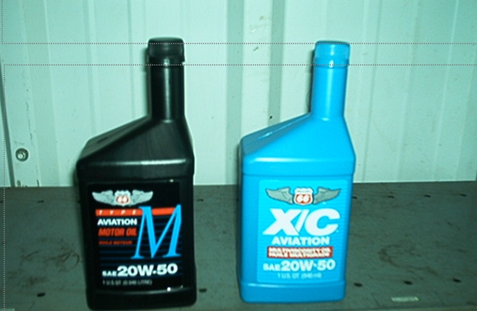 <ul><li><p>mineral oil</p></li><li><p>multi vis ashless dispersant</p></li></ul><p></p>