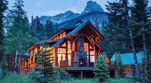 <p>a small house/hotel, often in mountains or nature</p>