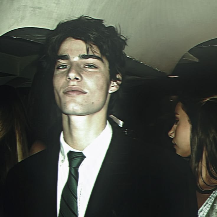 <p>Good looking man</p><p></p><p>Handsome</p>