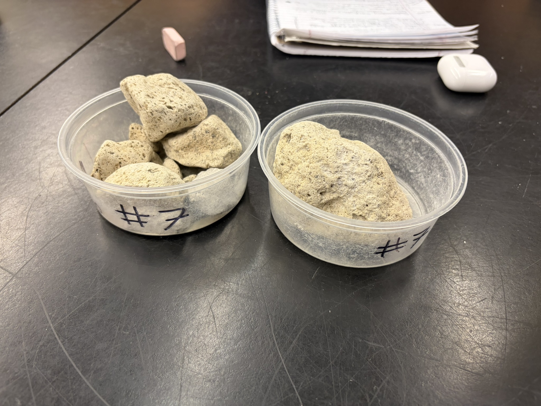 <p>Felsic<br>Vesicular<br>Light weight</p>