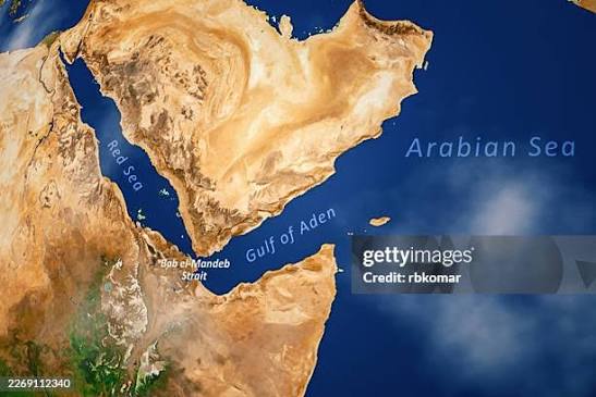 <p><span>Djibouti</span></p><p><span>Eritrea</span></p><p><span>Ethiopia</span></p><p><span>Somalia</span></p><p><span><strong>Face the Red Sea and the Gulf of Aden</strong></span></p>