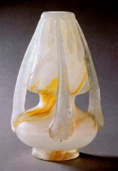 <p>EMILE GALLÉ</p><p>Jarrón</p>