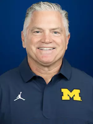 <p>Tight Ends Coach</p>