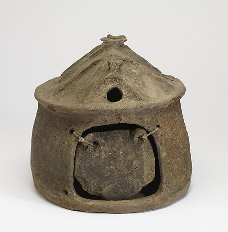 <p>describing a cultural element from early Iron Age tribe of central Latium known for hut-shaped cinerary urns</p>