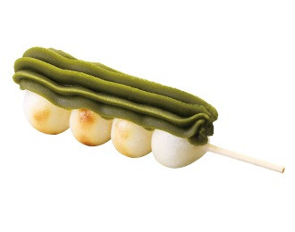<p>Matcha-flavored Bean Paste Dango (kuradango matcha)</p>