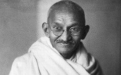 <p>This was a leader of the Indian independence movement in mid-20th century known for his nonviolent protests.</p>