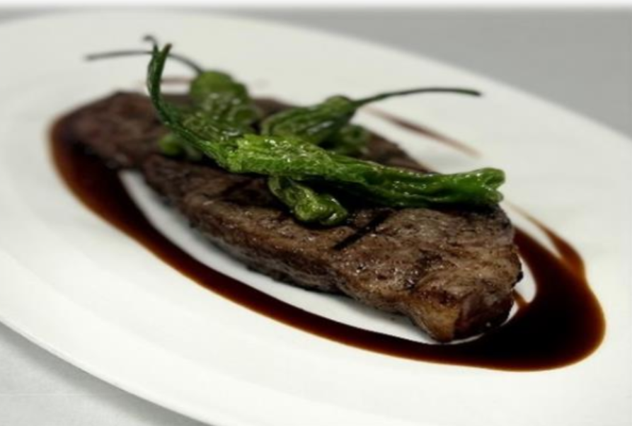 <p>14 OZ DRY AGED NEW YORK STEAK</p>
