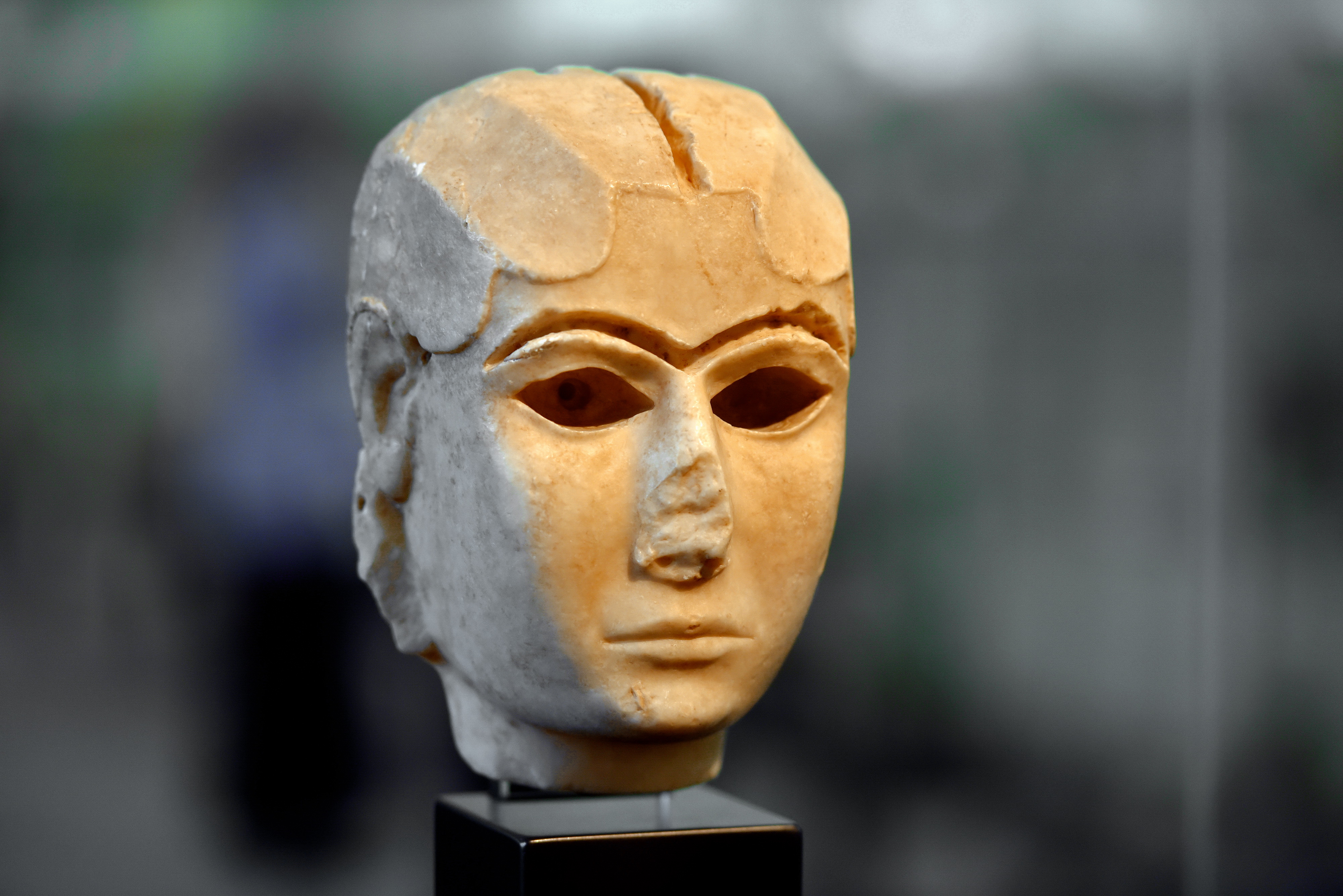 <p>Uruk mask (Sumerian)</p>