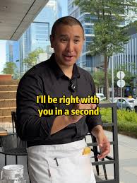 <p>Scusi. Vorremmo ordinare.</p>