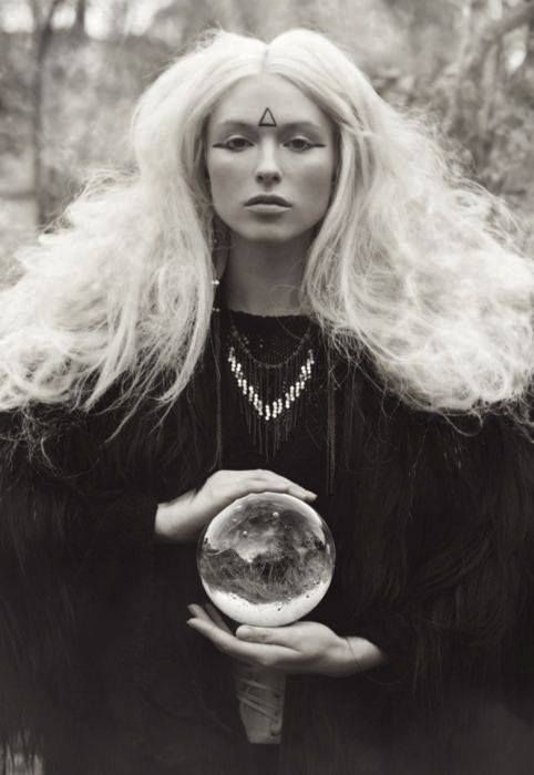 <p>soothsayer</p>