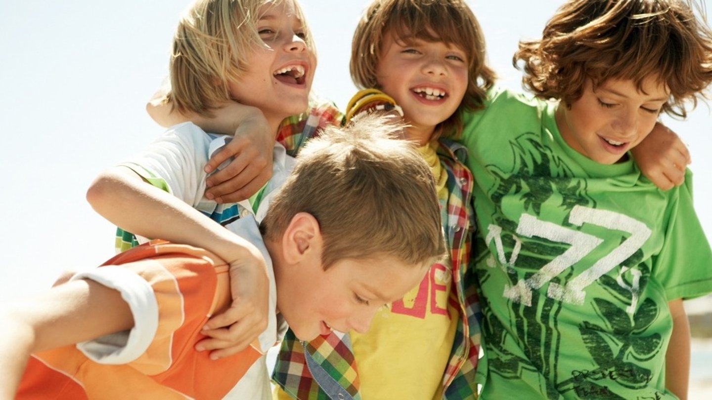 <p>develop friendships</p>