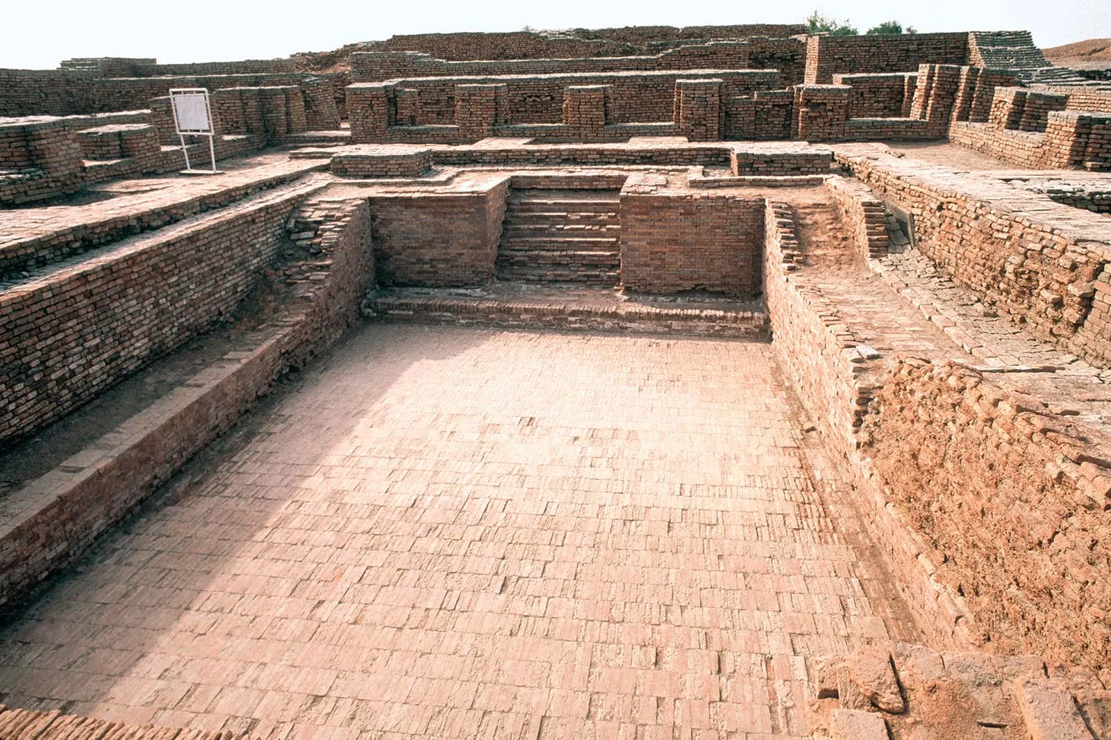 <p>It is a large brick tank in Mohenjo-daro used for ritual bathing. </p>