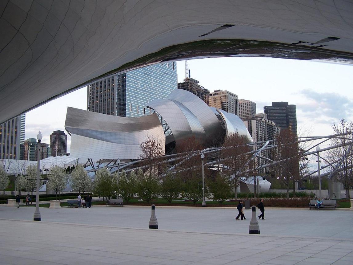 <p>Jay Pritzker Pavilion</p>