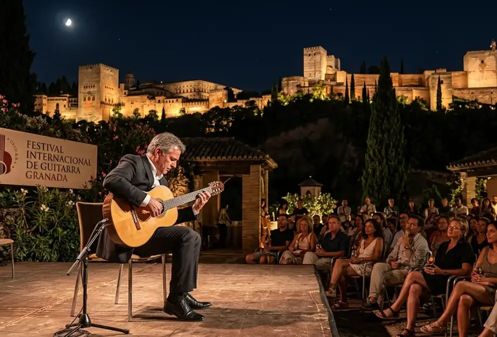<p>A mi madre le aconsejo ir al festival de guitarra. proponer</p>