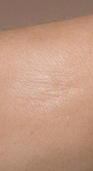 <p>Fina · lisa · deprimida</p>