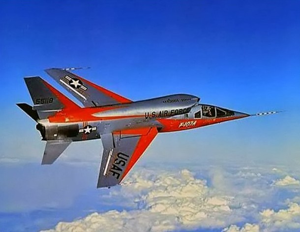 <p>What plane is this? Q</p>