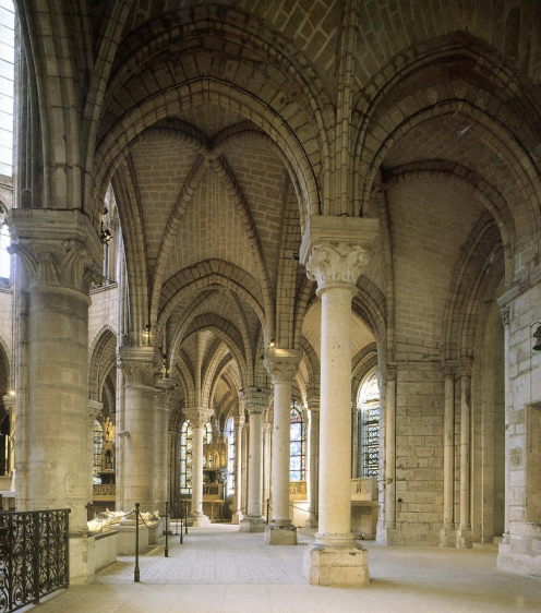 <p>What is this? Romanesque or Gothic? Where is it located?</p>