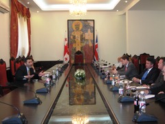 <p>/kəˈmɪti/ (n): Uỷ ban</p>