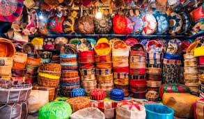 <p>handicraft (n) <span>/ˈhændikrɑːft/</span></p>