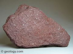 <p>reddish brown, redish brown streak, sub-metallic</p>