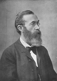 <p>→ v roce <strong>1879</strong>, německý psycholog <strong>WILHELM WUNDT</strong></p><ul><li><p>založil psychologickou <strong>laboratoř v Lipsku</strong></p></li><li><p>zkoumání <strong>vědomých psychických procesů</strong> (vnímání, myšlení, prožívání atd.)</p></li><li><p>využití <strong>introspekce</strong> (= pozorování a popisování vlastních prožitků a pocitů)</p></li><li><p><strong>experimenty</strong> - např. zkoumání rychlosti reakcí a zaměření pozornosti na okolní podněty</p></li></ul><p></p>