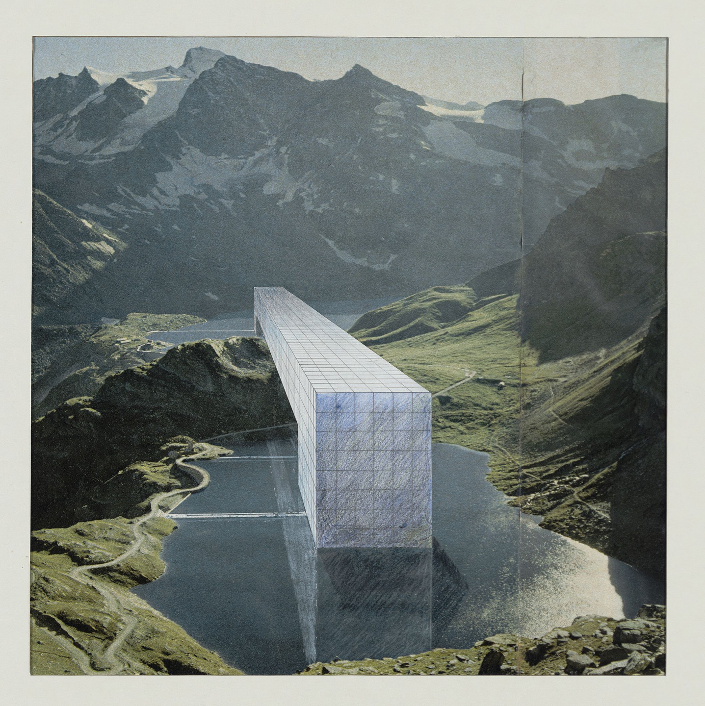 <p>Continuous Monument</p>