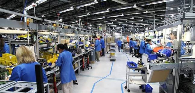 <p>factory [<span><span>ˈfæktri]</span></span></p>
