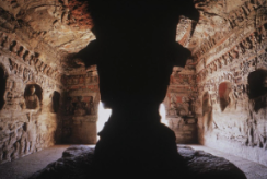 <p><span style="background-color: transparent;">What kind of cave is this? How would it have been used?</span></p>