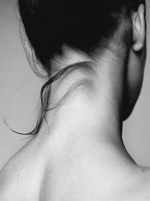 <p>the nape</p>