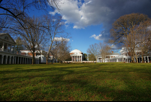 <p>Contains 1 main building that resembles the panteon in design, with multiple buildings containing different classical orders and palladium ideals, which make the campus its own architectural history lesson :)</p>