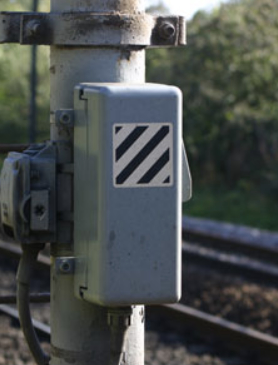 <p>Phone Symbols</p><p class="has-focus">What is this phone symbol? What is it used for?</p>