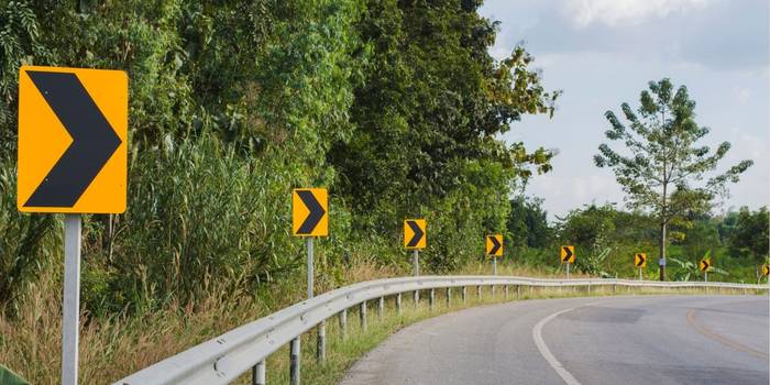 <p>What sign is this and what does it mean?</p>