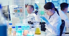 <p>bởi vì tôi phải thực hiện rất nhiều thí nghiệm hóa học</p>