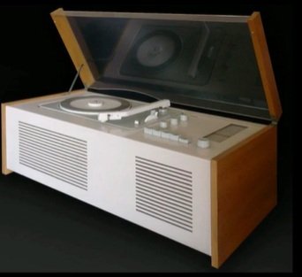 <p>______ ______, Dieter Rams, _____ _____________, ______</p>