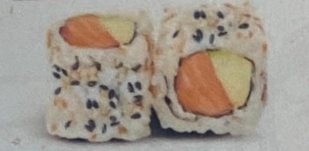 <p>Saumon avocat Sés</p>