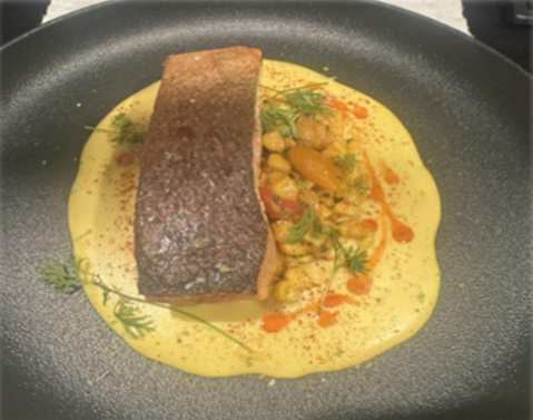 <p>CRISPY SKIN SALMON</p>